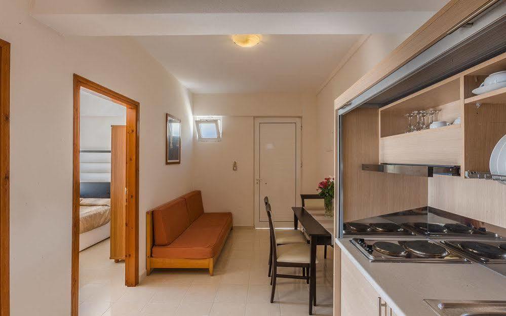 Cavo D' Oro Hotel 마르마리 외부 사진